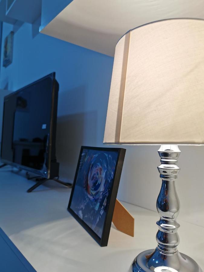 Cozy Corner Apartments - Free Parking & Wi-Fi ชูปริยา ภายนอก รูปภาพ
